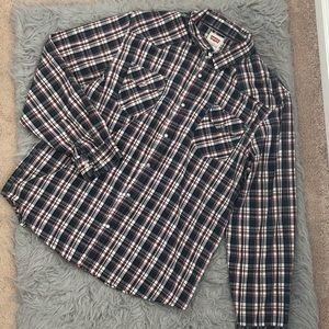 Like new Levi’s western shirt